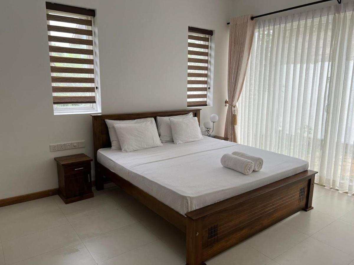 Silina Airport Transit Hotel & Residence 카투나야크 외부 사진