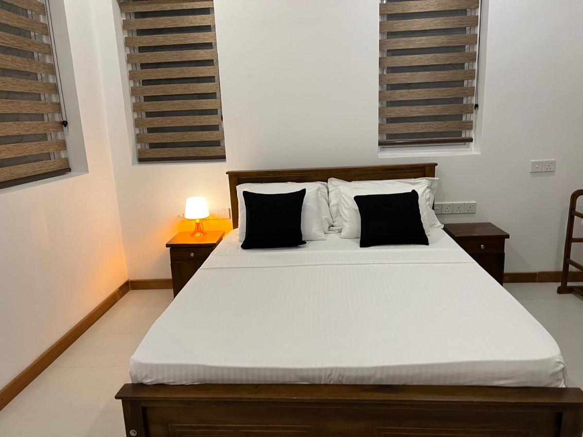 Silina Airport Transit Hotel & Residence 카투나야크 외부 사진