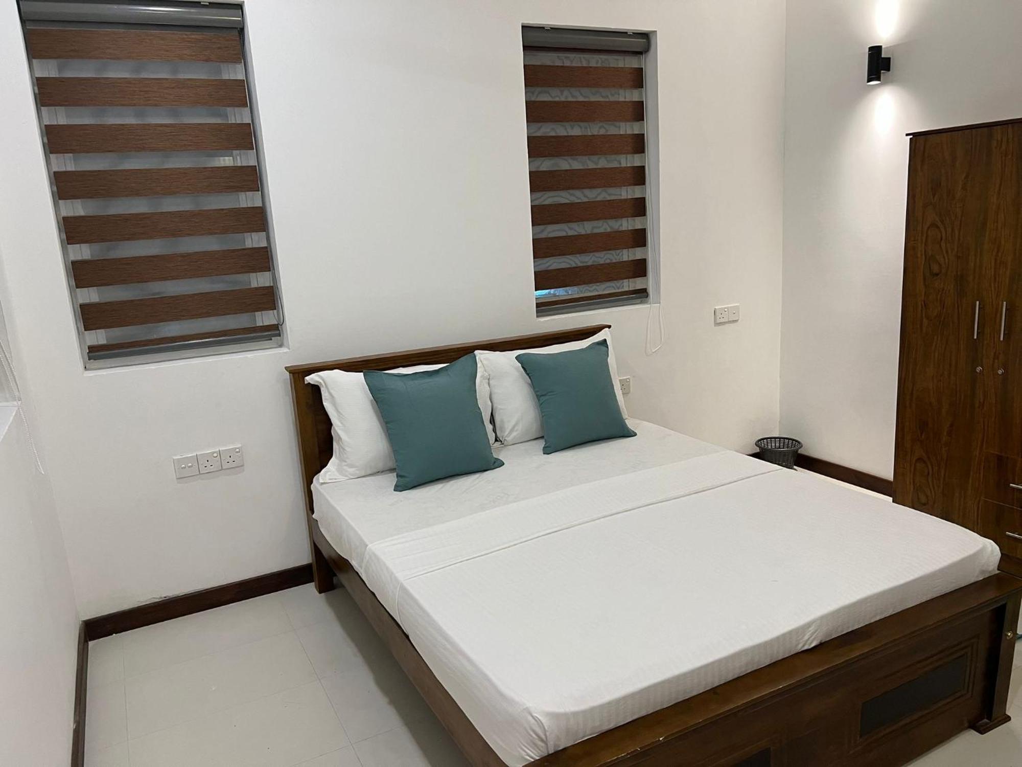 Silina Airport Transit Hotel & Residence 카투나야크 외부 사진