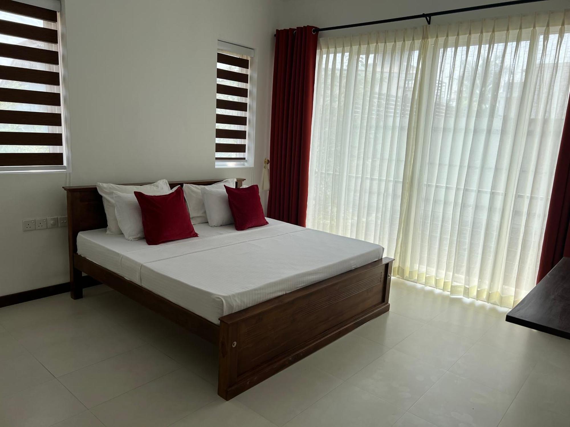 Silina Airport Transit Hotel & Residence 카투나야크 외부 사진