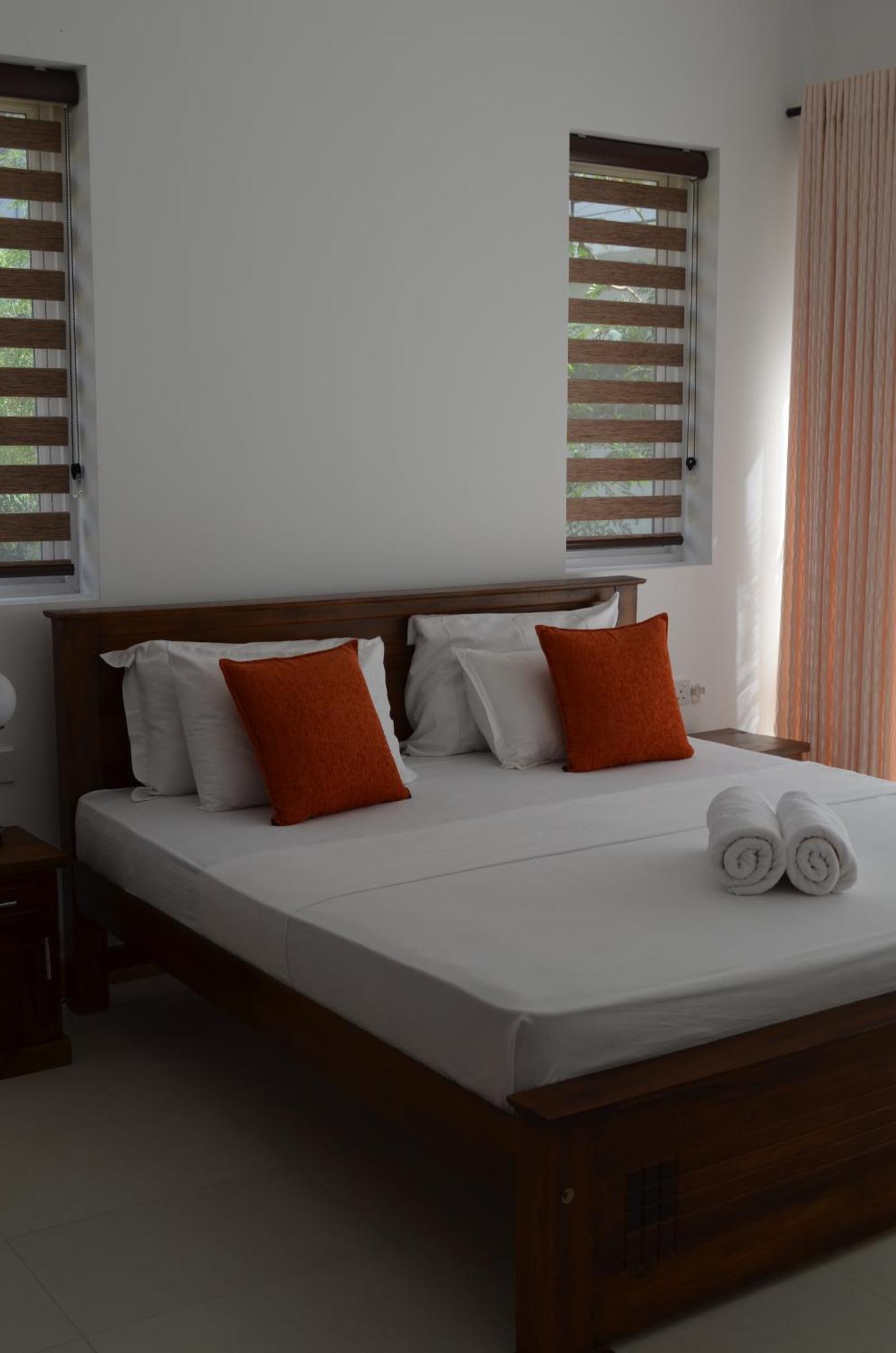Silina Airport Transit Hotel & Residence 카투나야크 외부 사진
