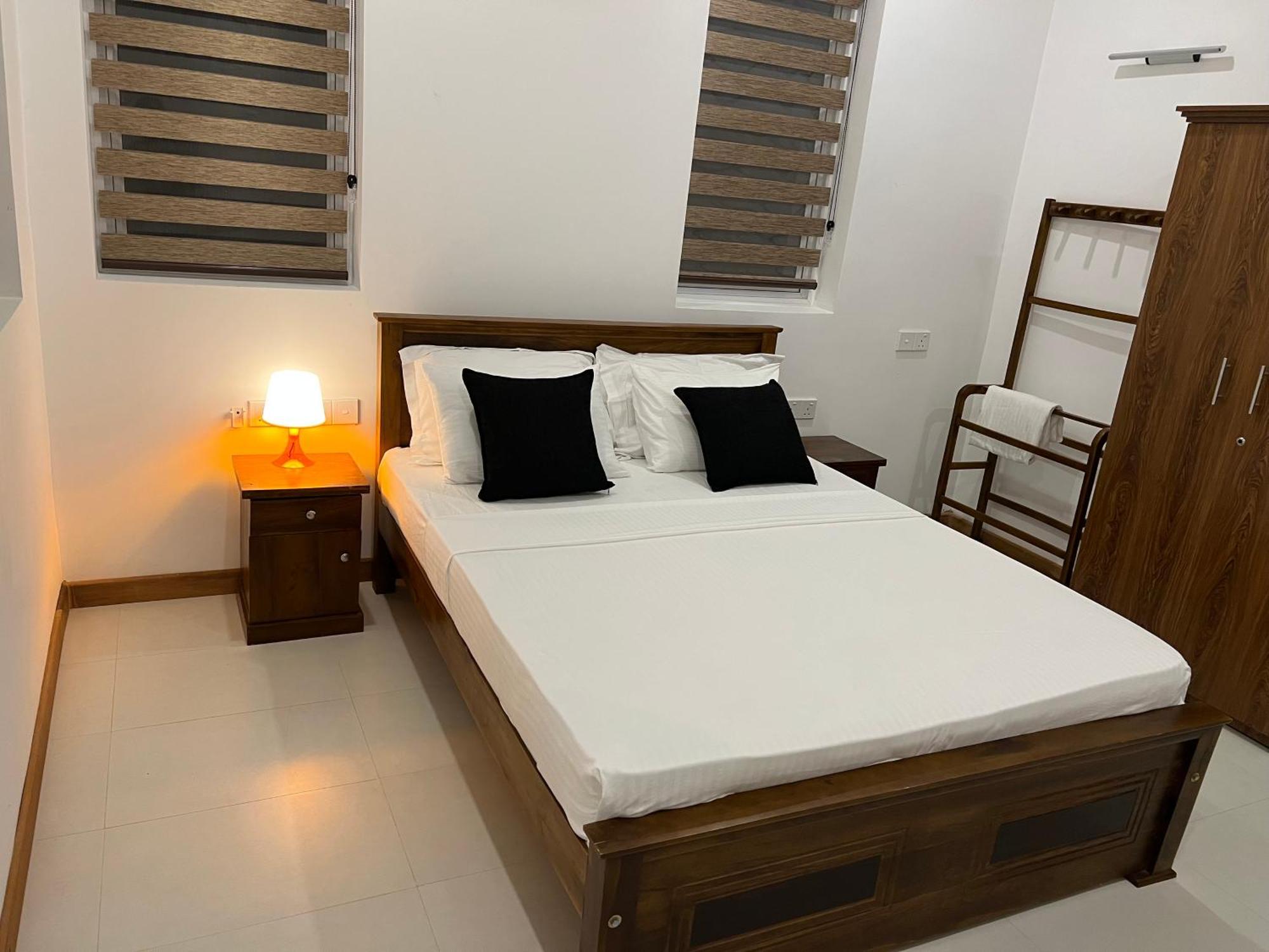 Silina Airport Transit Hotel & Residence 카투나야크 외부 사진