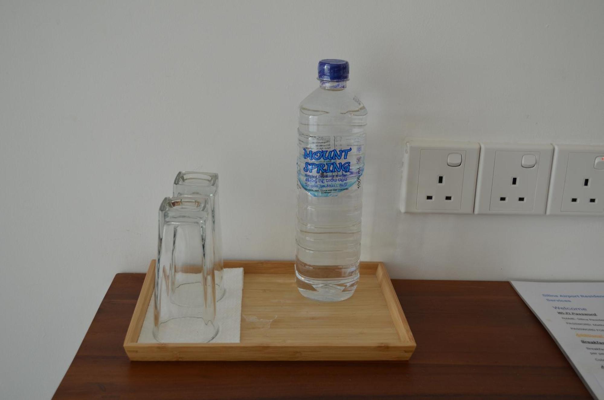 Silina Airport Transit Hotel & Residence 카투나야크 외부 사진